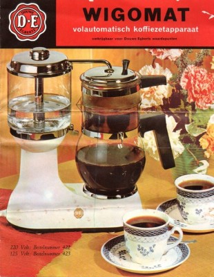 Het eerste Douwe Egberts koffiezetapparaat uit 1963