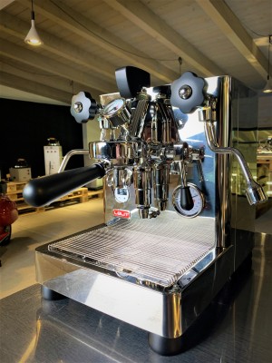 Bianca_Black (1).jpeg